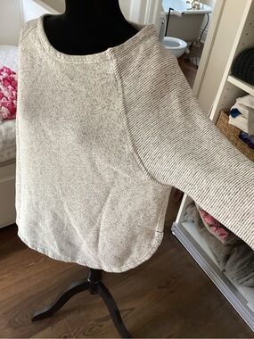 Light Gray Scoop Neck Women's Sweater